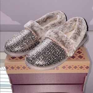Skechers Plush Faux-Fur Metallic Slippers